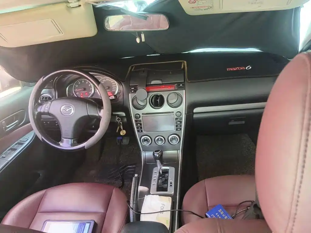 Photo 12 - Mazda 6