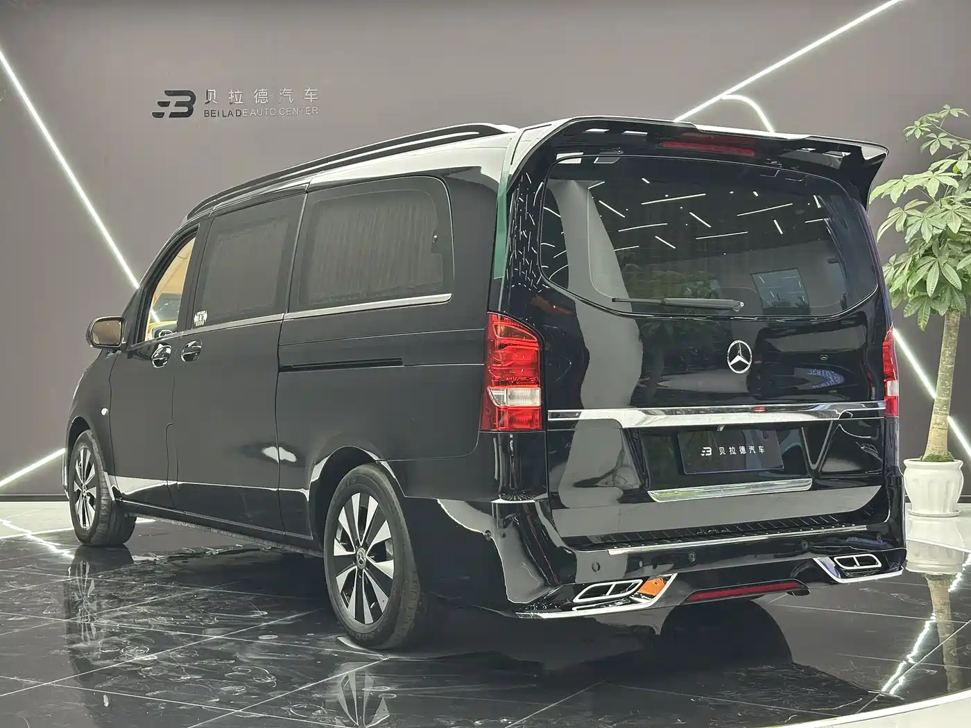 Mercedes-Benz Vito 2021 2.0T Business Edition 7-seater фото 28