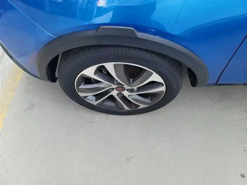 BYD Yuan 2016 1.5L Automatic Luxury фото 23