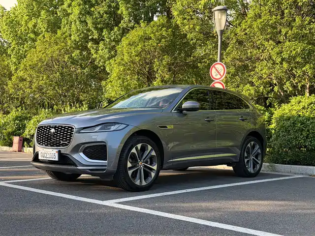 Jaguar F-PACE 2021 340PS R-Dynamic SE — фото 1