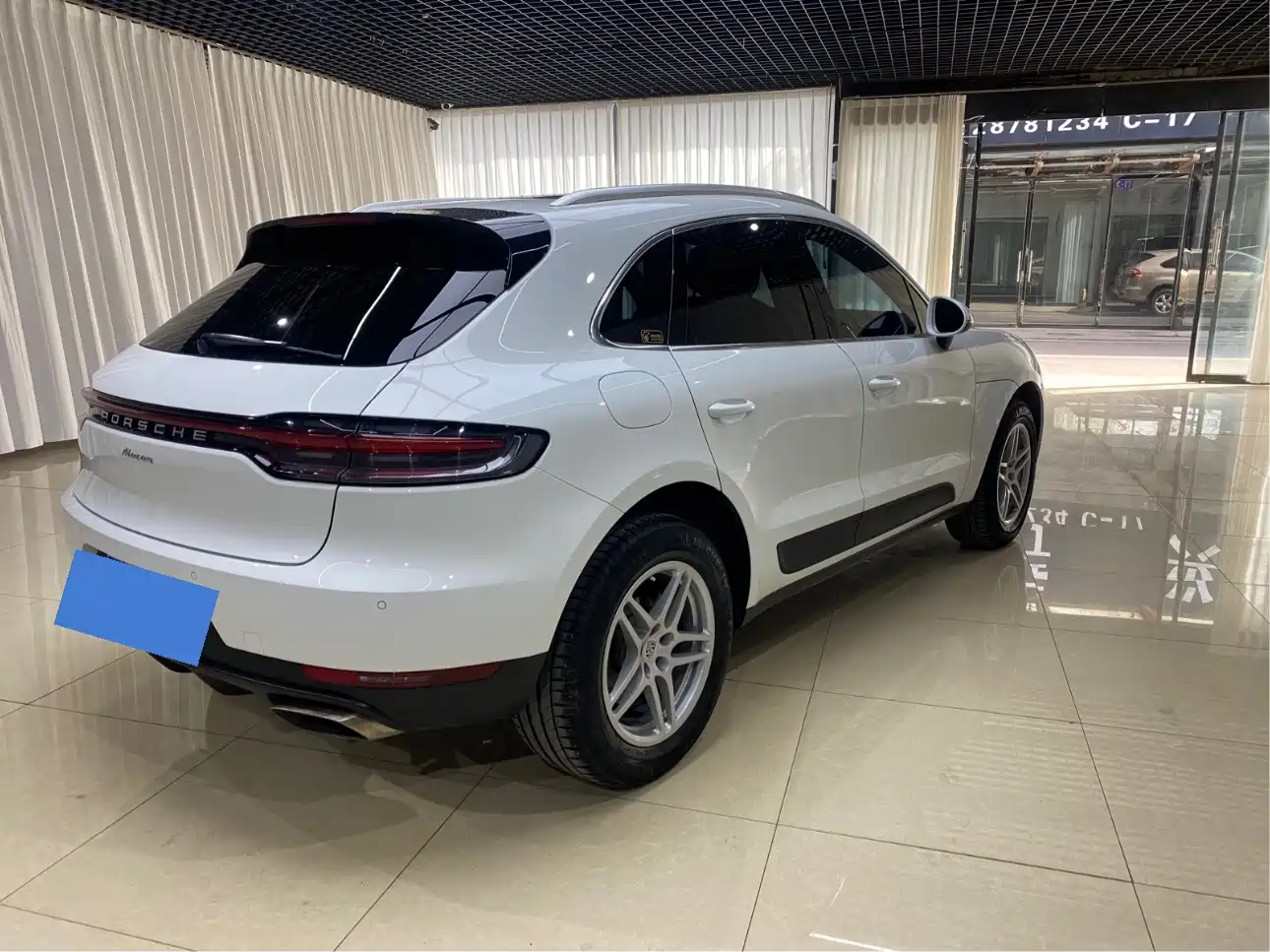 Porsche Macan 2018 Macan 2.0T фото 9