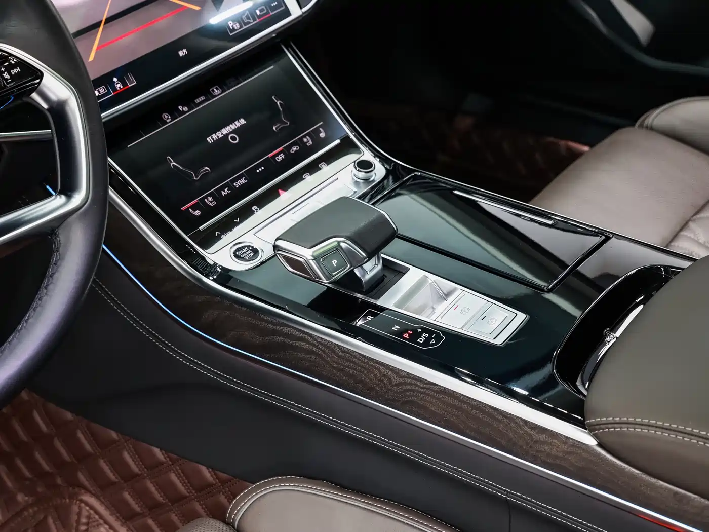Audi A8 2024 Model A8L 50 TFSI quattro Premium Selection фото 17