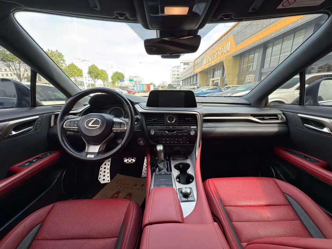Photo 6 - Lexus RX