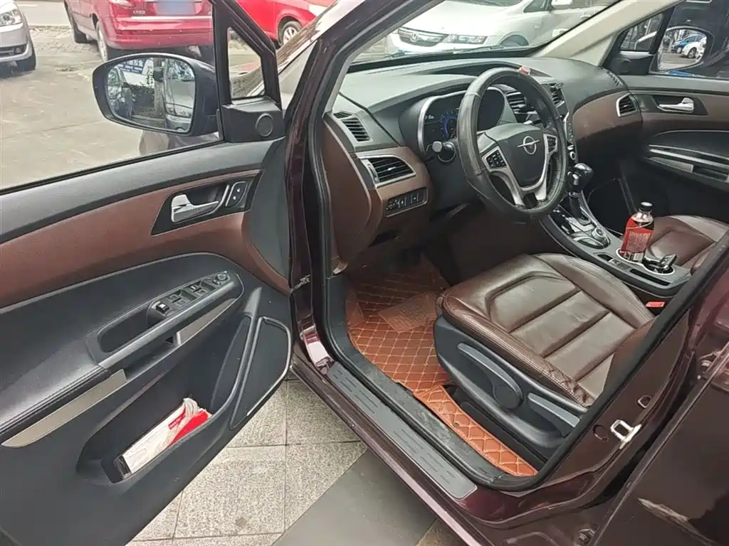 Haima Famila MPV 2017 2017 7-Seater 1.5T Automatic Comfort