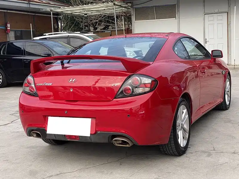 Фото 12 - Hyundai Coupe