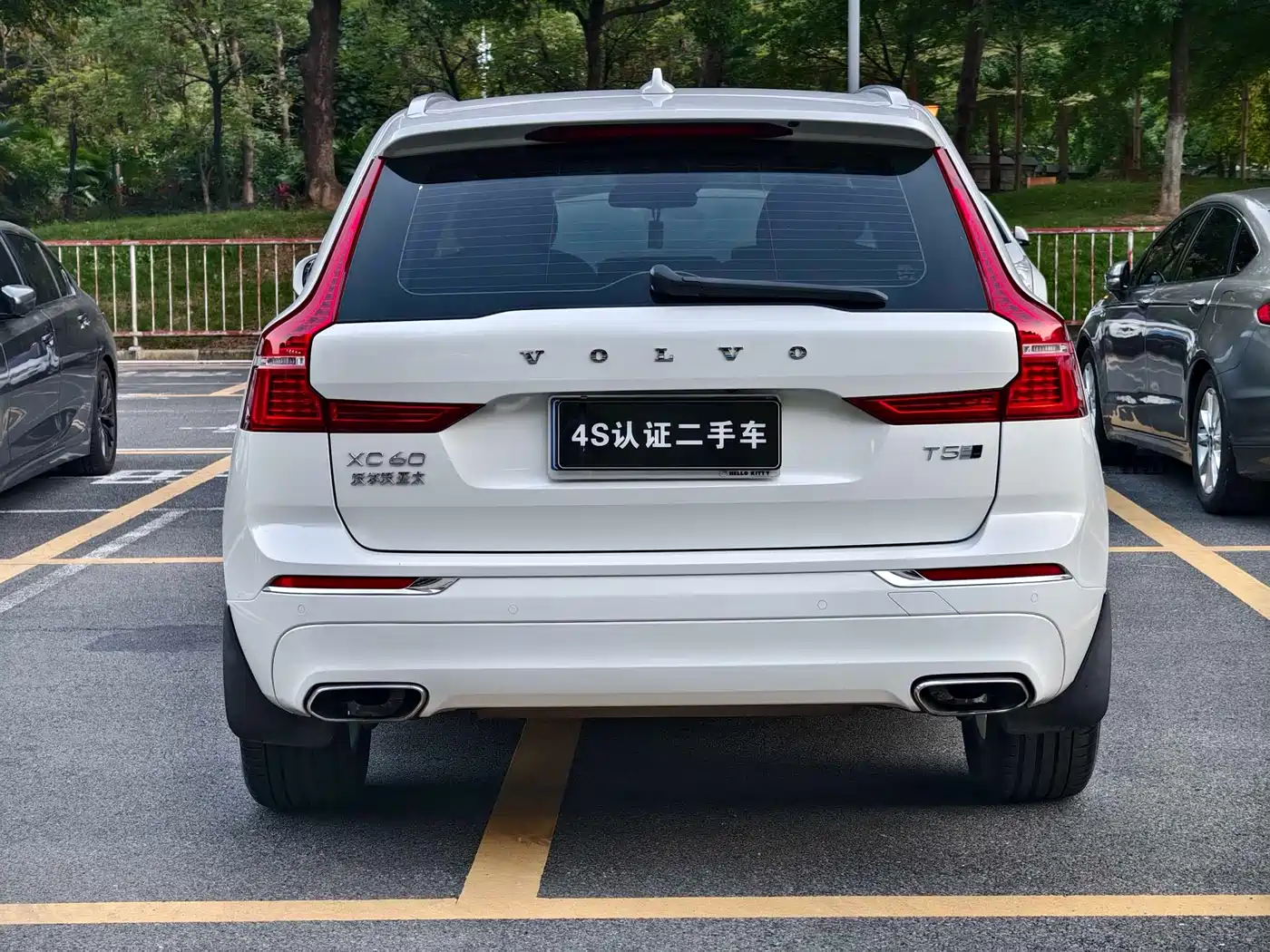 Фото 6 - Volvo XC60