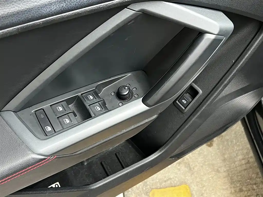 Audi Q3 2021 40 TFSI Fashion Sport фото 16