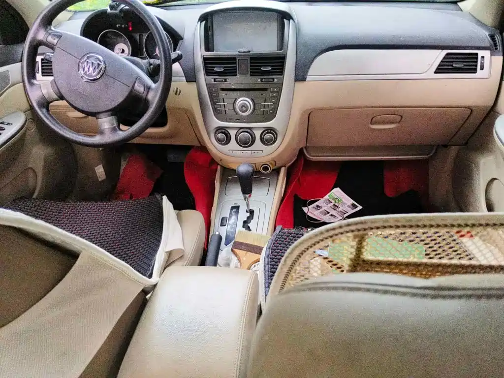 Фото 12 - Buick Excelle