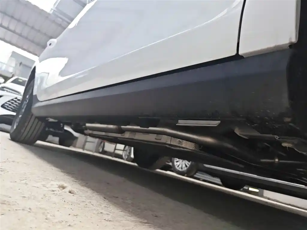 BYD Qin PLUS 2026 DM-i Smart Edition 128KM Progressive фото 21