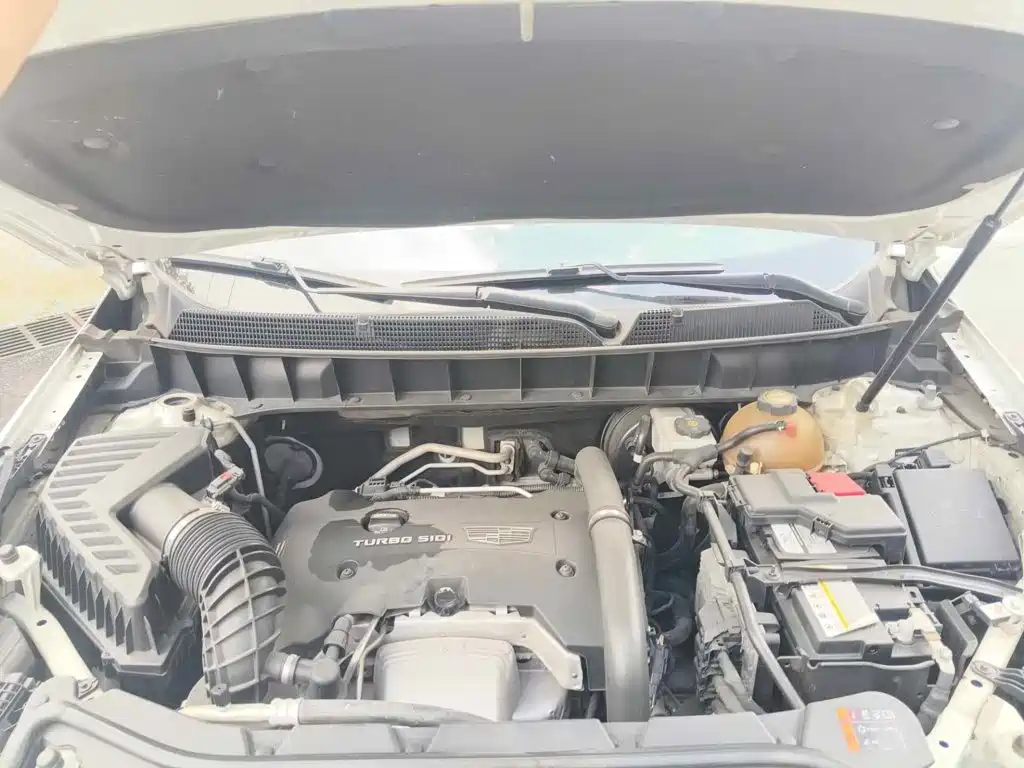 Фото 3 - Cadillac XT5