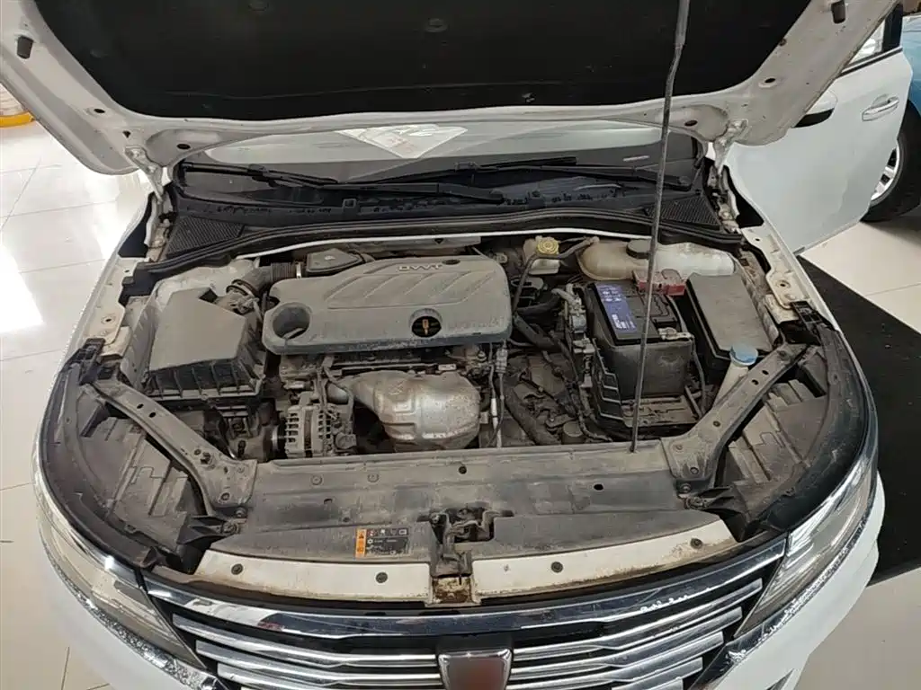Roewe i6 2020 2020 PLUS 1.6L CVT 4G Connected Glory Flagship Edition