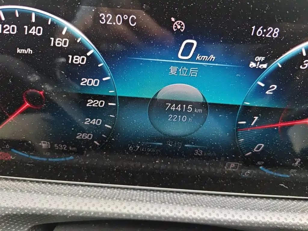 Mercedes-Benz A-Class 2021 A 200 L Sport Sedan Fashion Edition фото 5