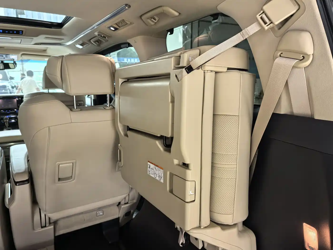Toyota Alphard 2018 Facelift 3.5L Premium Edition фото 14