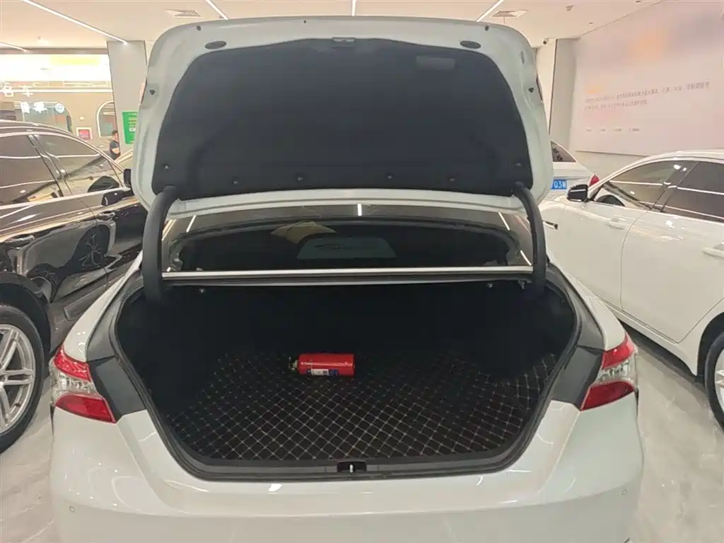 Toyota Camry 2019 Facelift 2.5S F Sport Version фото 15