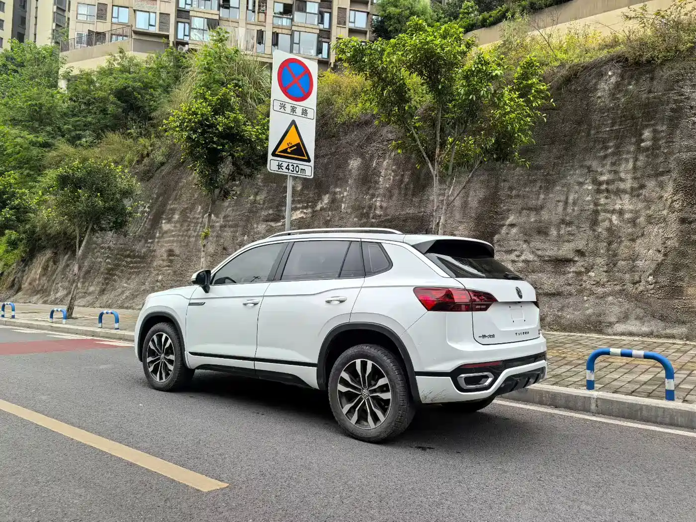 Volkswagen Tayron 2021 380TSI 4WD R-Line Smart Connect фото 7