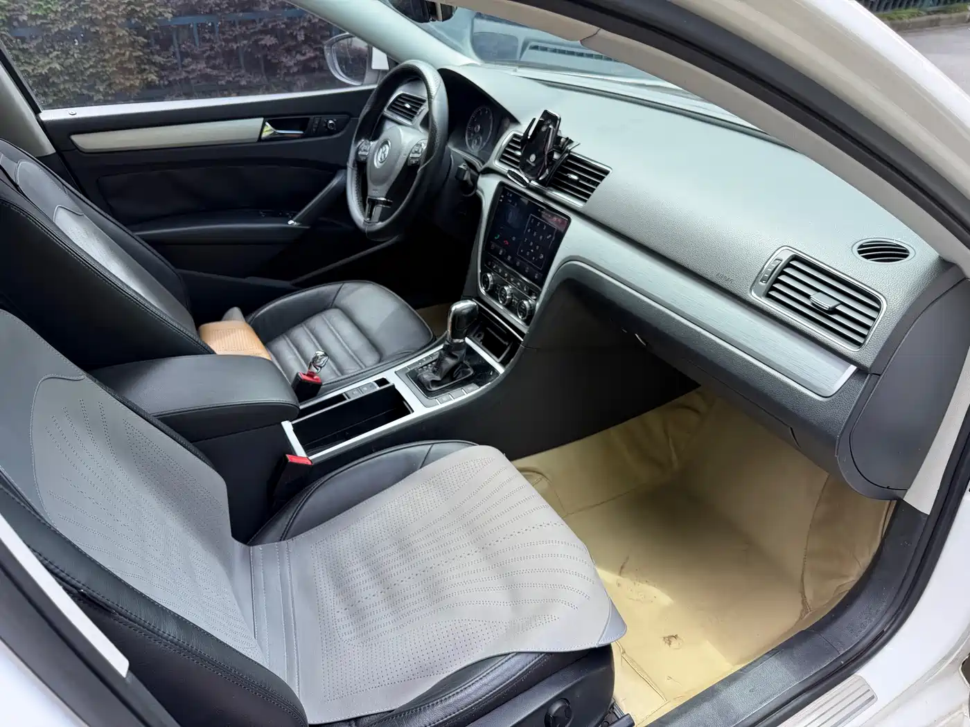 Volkswagen Passat 2013 1.8TSI DSG Yuzun фото 22