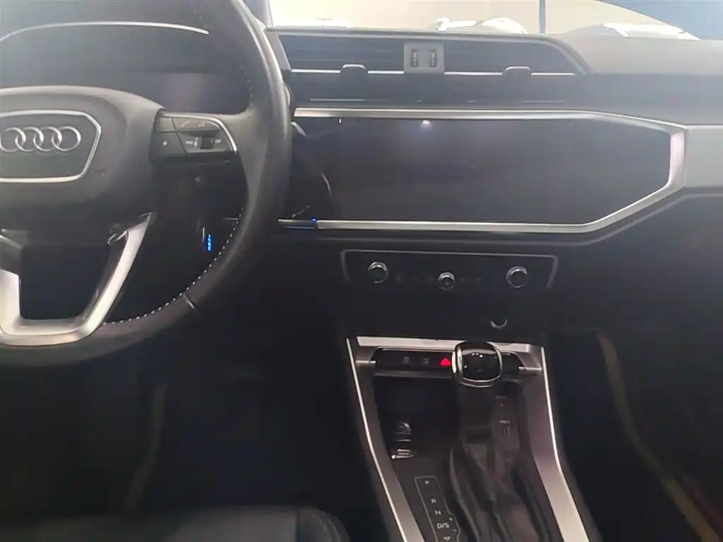 Audi Q3 2019 35 TFSI Progressive Elegance фото 10