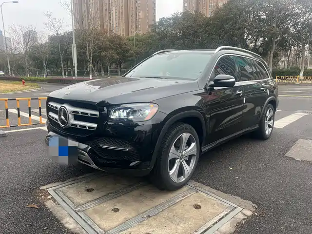 MERCEDES-BENZ GLS