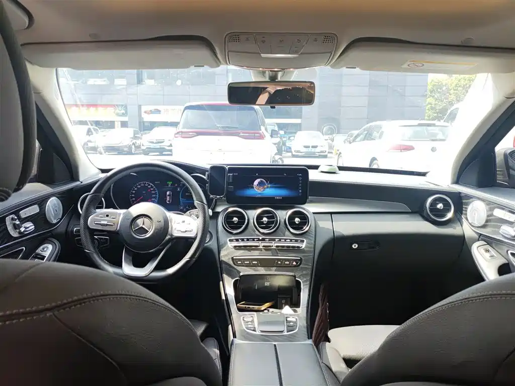 Mercedes-Benz C-Class 2020 C 260 L Sport фото 6