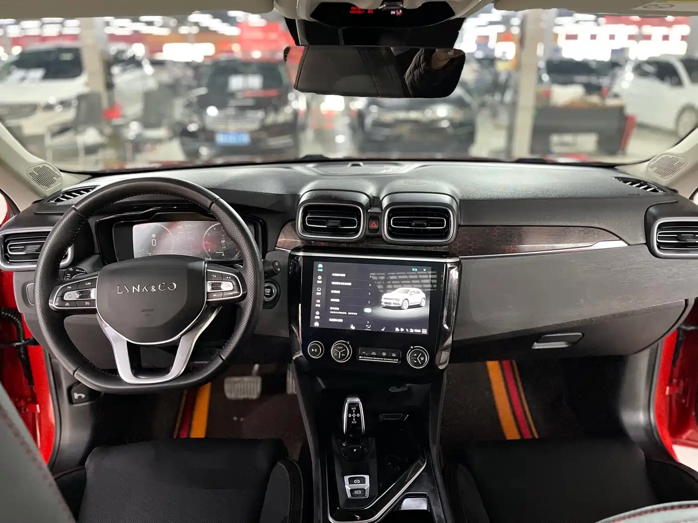Lynk & Co 02 2019 1.5T DCT 2WD Shine Pro Edition China VI фото 9
