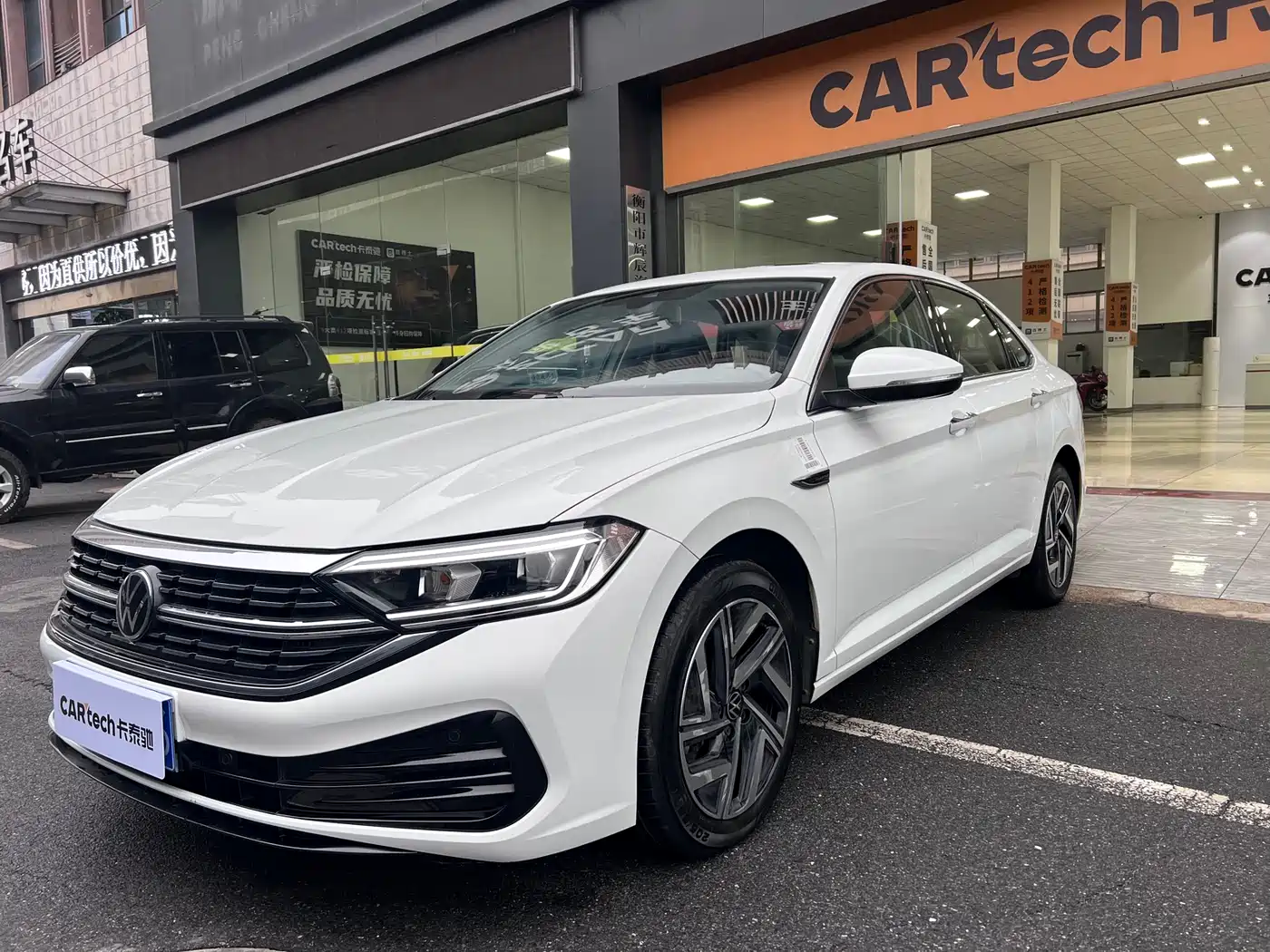 Volkswagen Sagitar 2023 300TSI DSG Surpassing Edition фото 2