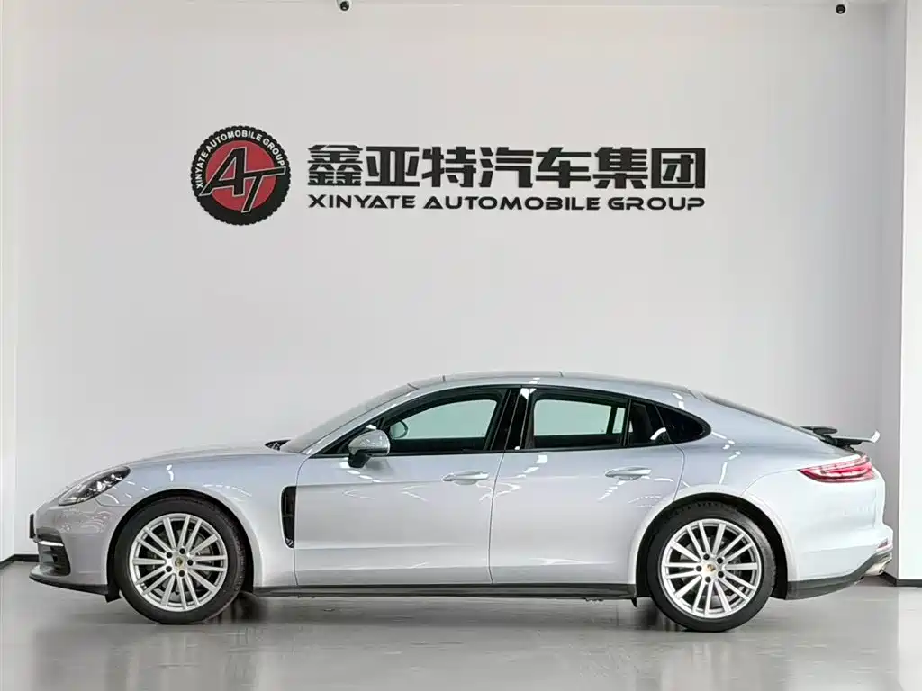 Porsche Panamera 2017 Panamera 3.0T фото 4