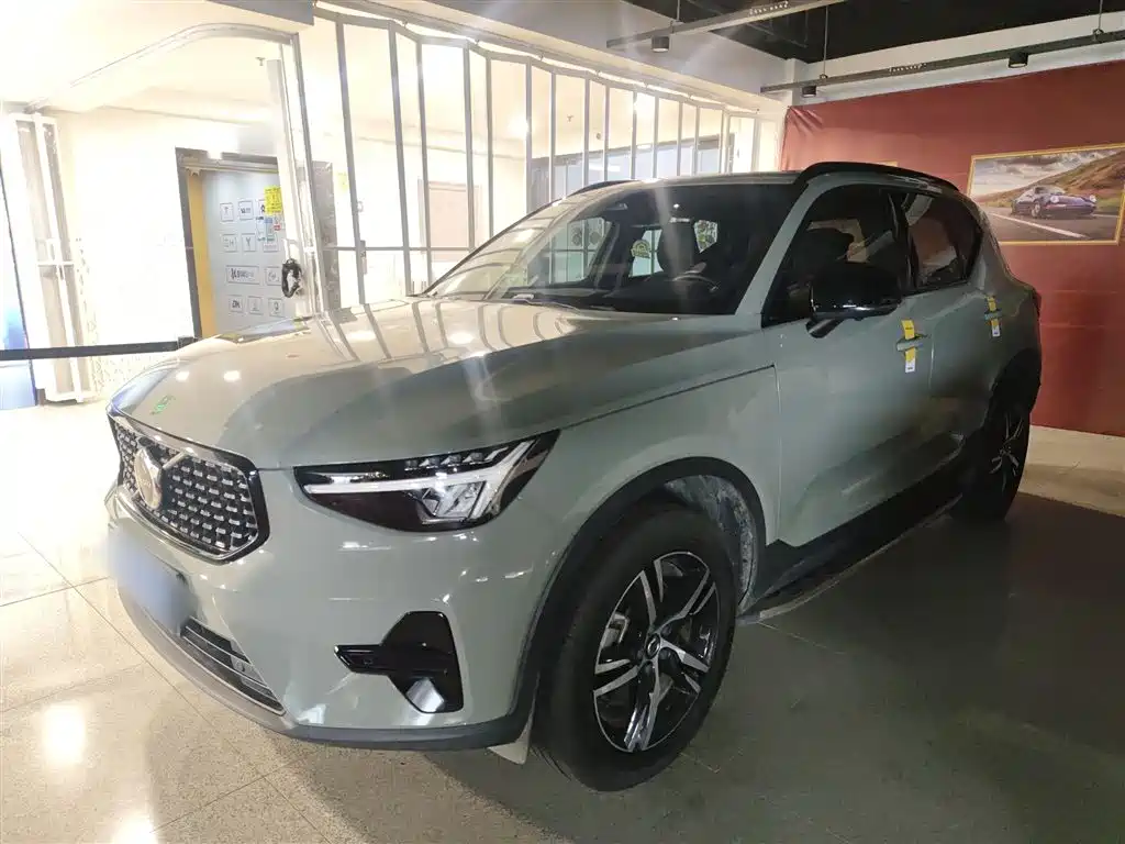 Volvo XC40 2023 B3 Zhiyuan Sport Edition
