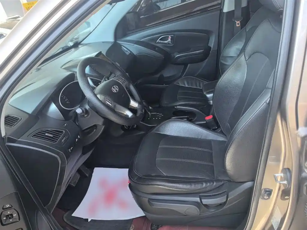 Hyundai Beijing Hyundai ix35 2013 2.0L Auto 2WD Smart GLS China IV фото 15