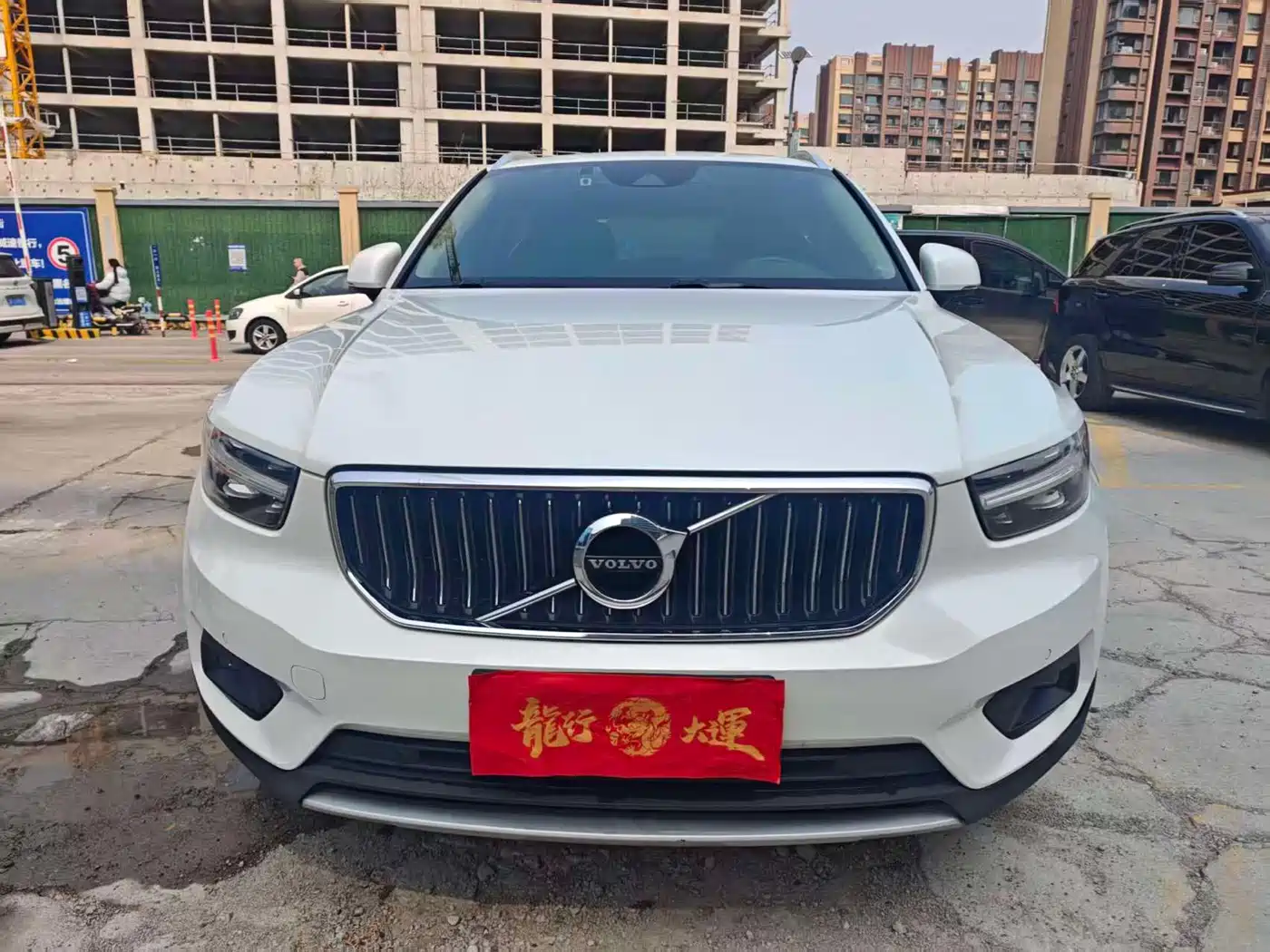 Volvo XC40 2020 T4 AWD Inscription Luxury Edition фото 2