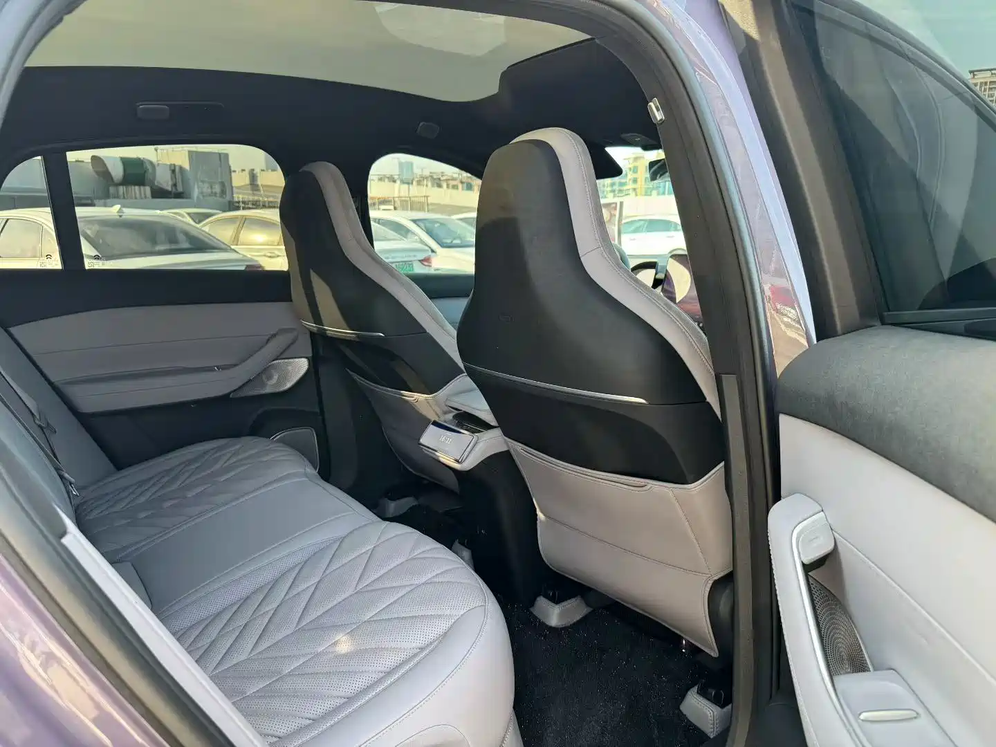 Фото 6 - NIO EC6