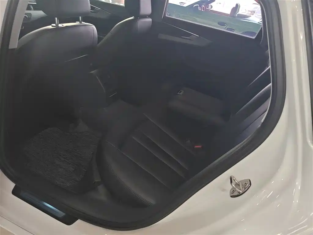 Audi A4L 2019 40 TFSI Progressive (China VI) фото 16