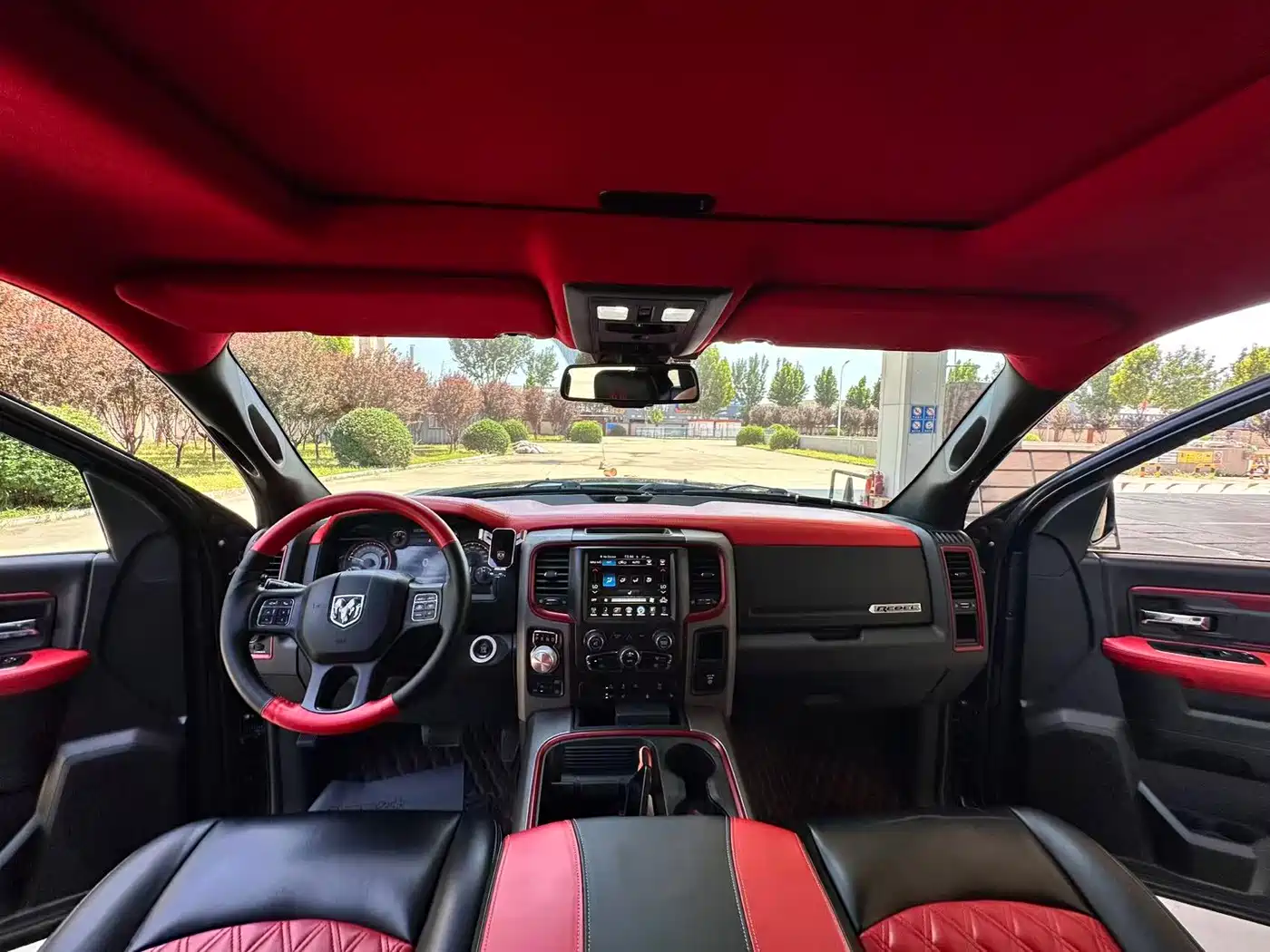 RAM Trucks 2016