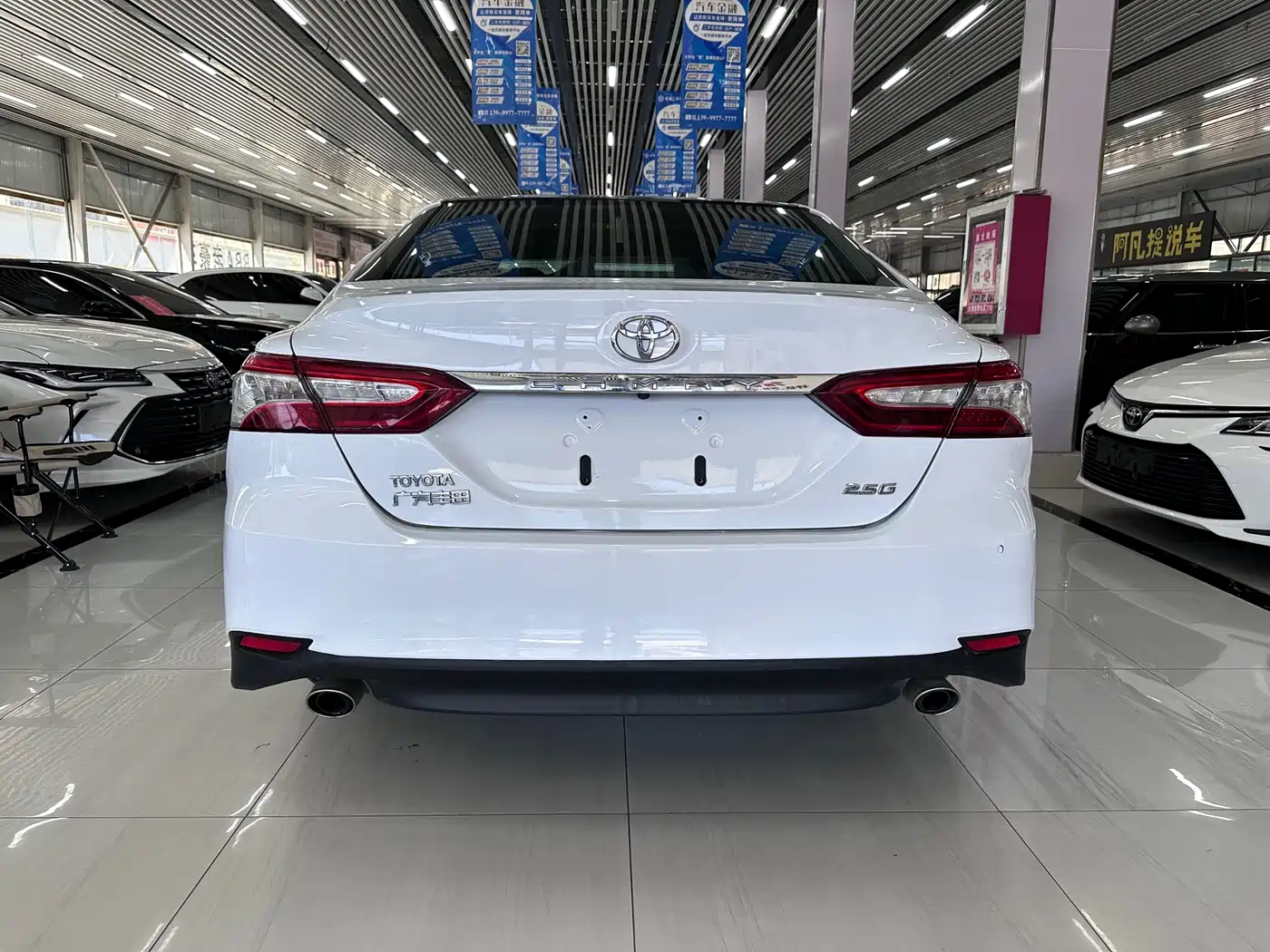 Toyota Camry 2018 2.5G Luxury Edition фото 5