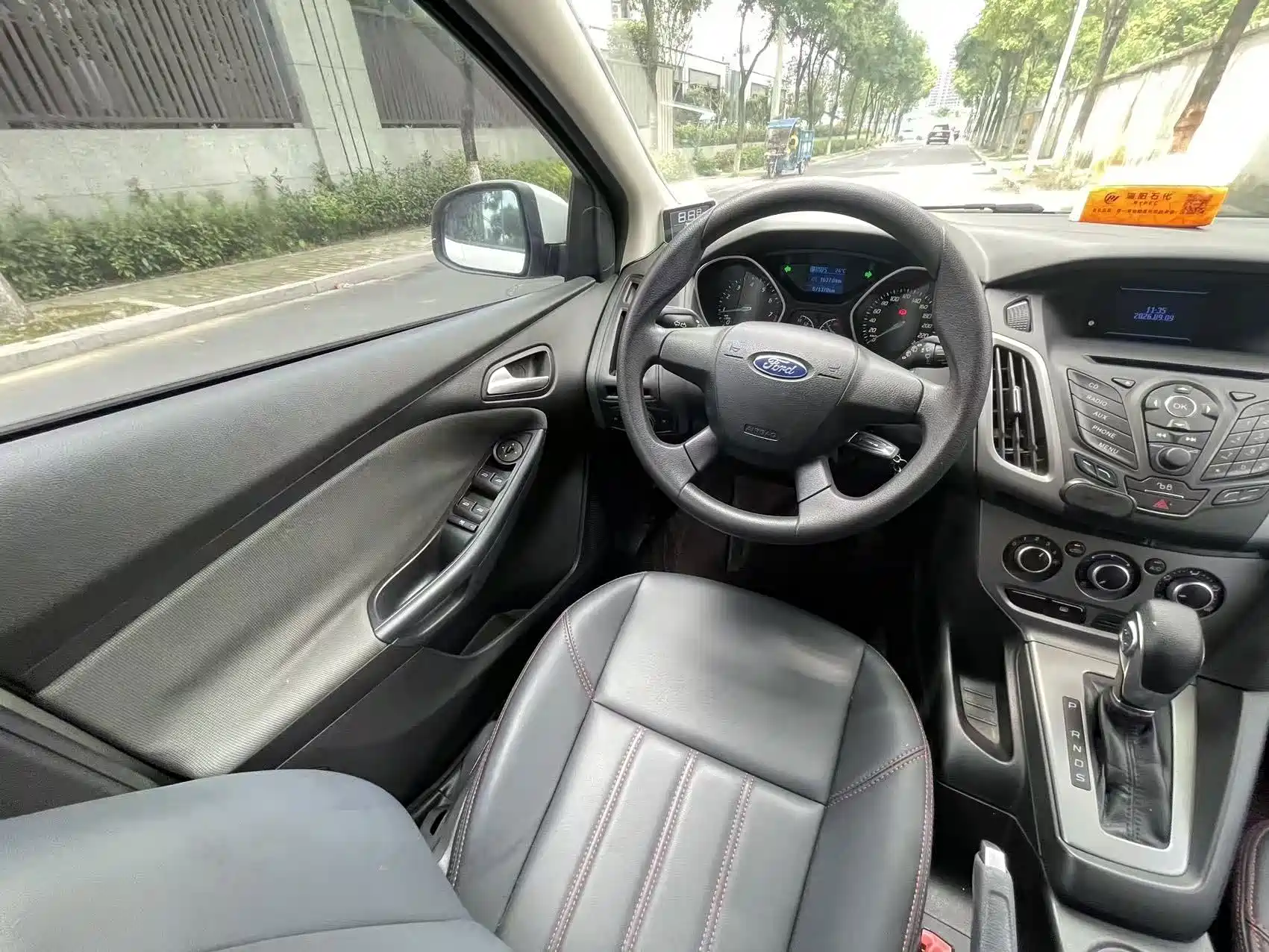 Фото 15 - Ford Focus