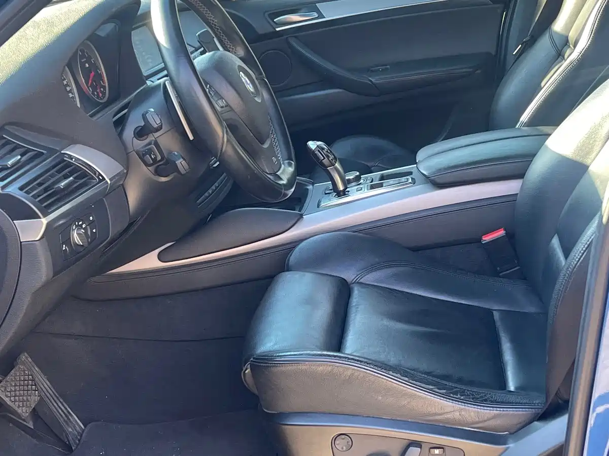 BMW X5 M 2010 X5 M фото 6