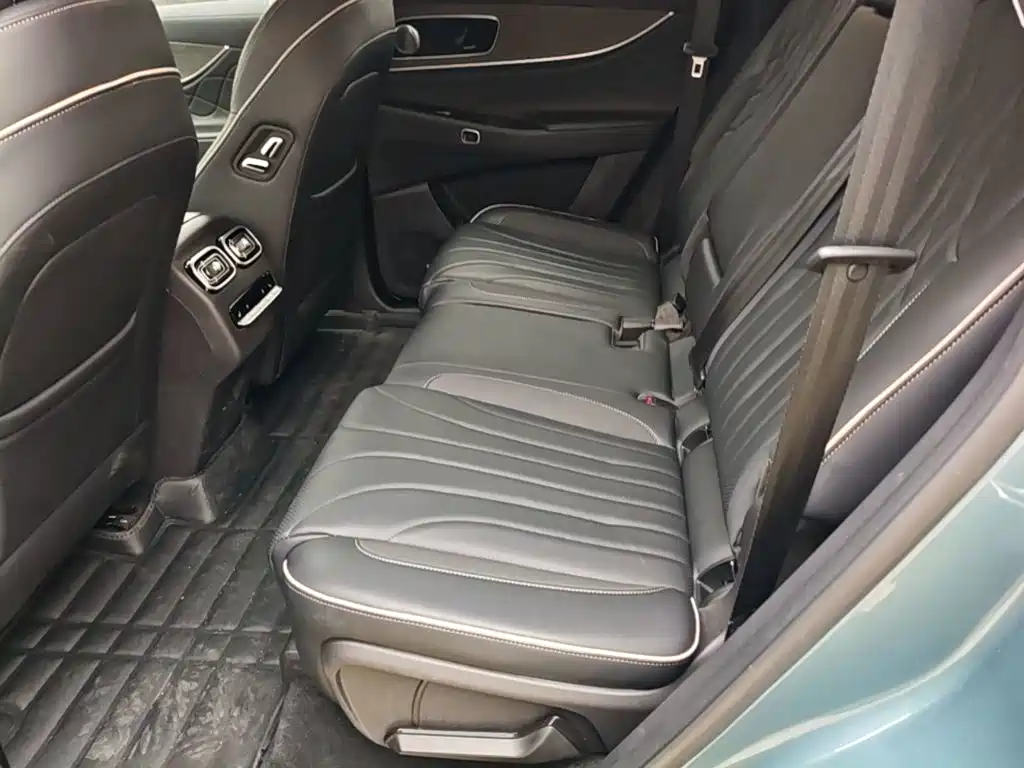 Chery Tiggo 9 2024 2023 2.0T DCT 2WD Premium 5-Seater