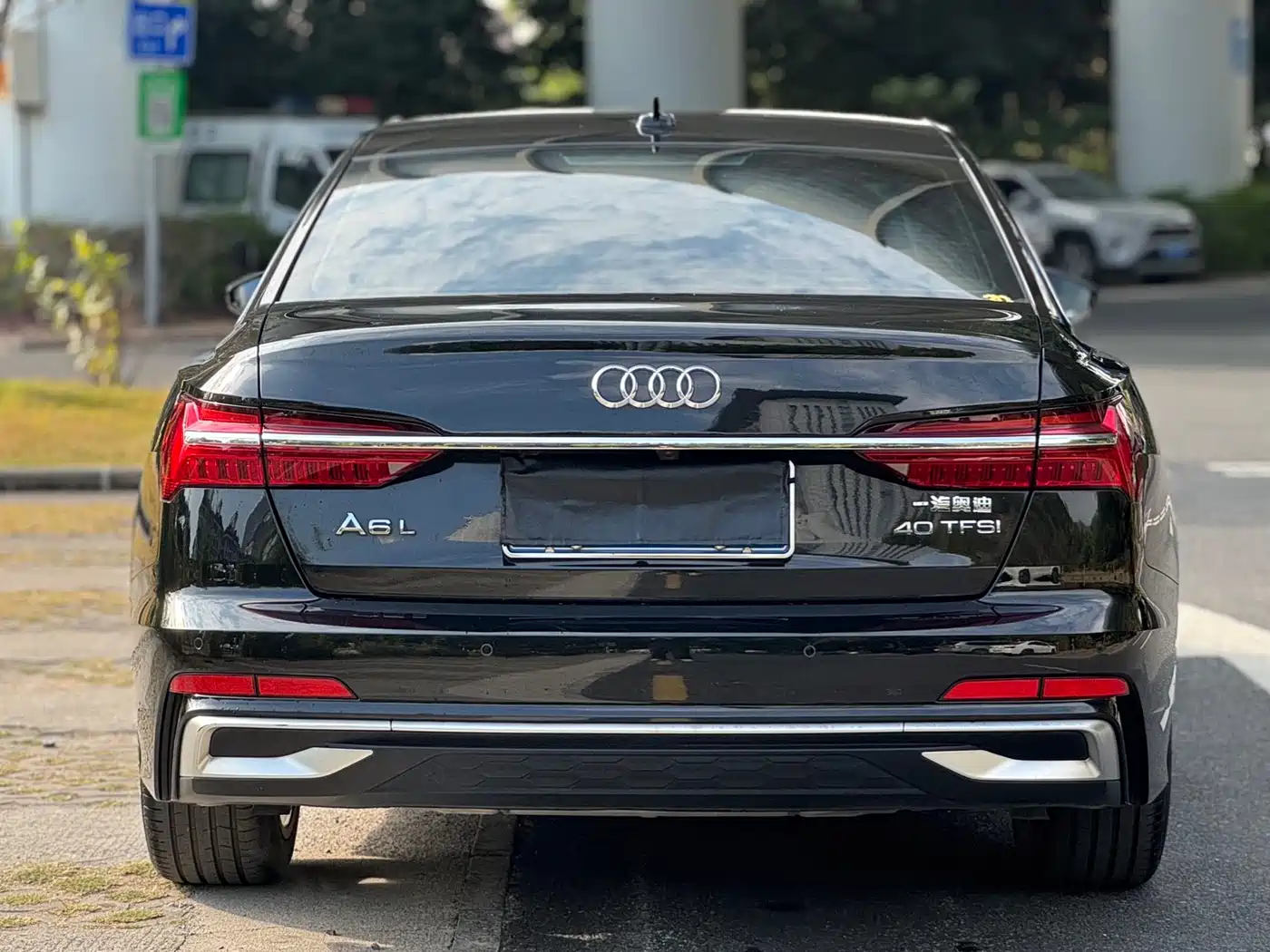 Audi A6L 2023 40 TFSI Luxury Dynamic фото 7