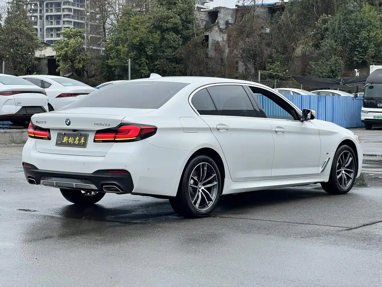 BMW 5 Series 2022 Model Second Facelift 525Li M Sport Package фото 16