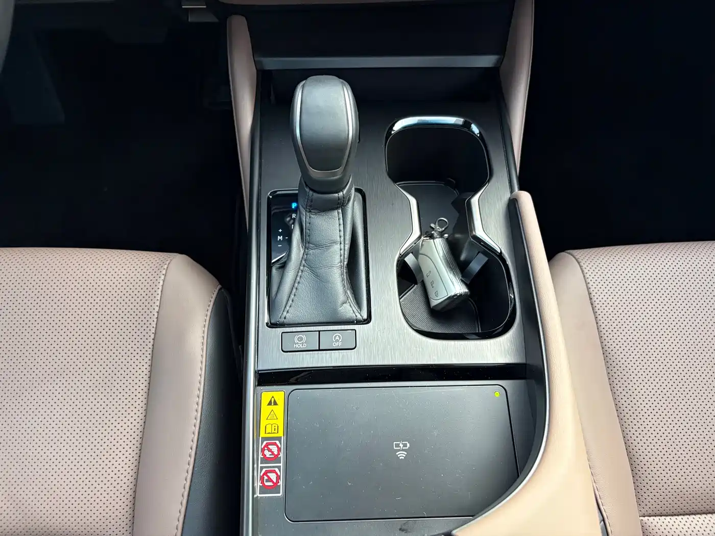 Lexus ES 2025 2025 200 Ultimate Edition