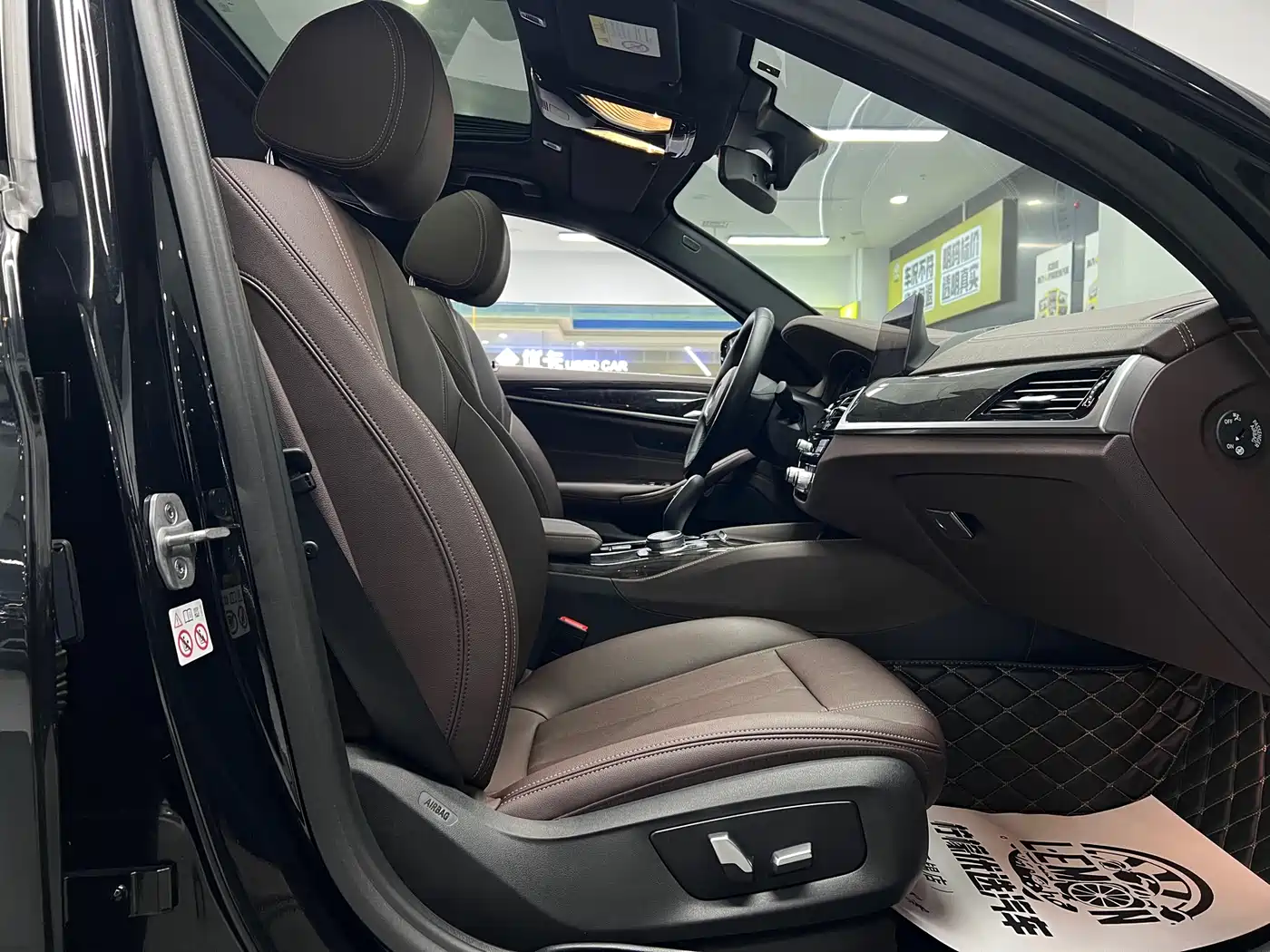 BMW 5 Series 2020 525Li M Sport Package фото 24