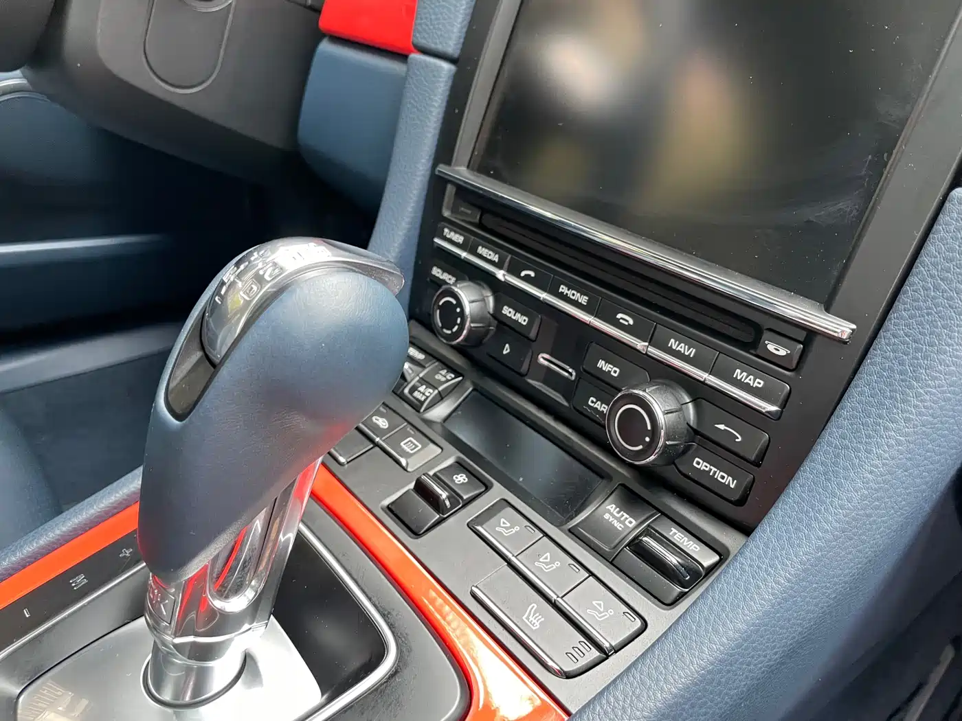 Porsche 911 2015 Carrera 4 3.4L Style Edition фото 26