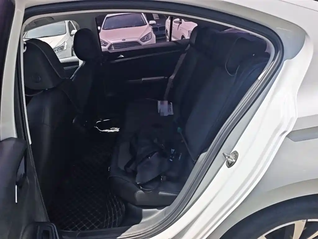 Volkswagen Bora 2019 Facelift 280TSI DSG Luxury China V фото 17
