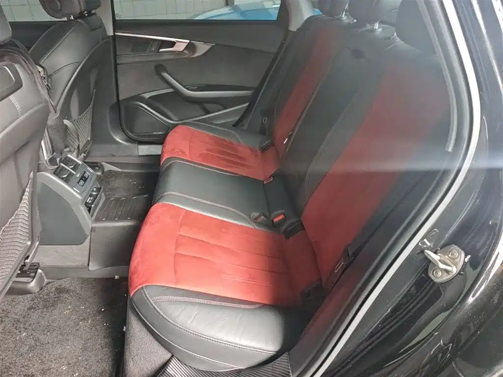 Audi A4L 2020 45 TFSI quattro Premium Dynamic фото 24