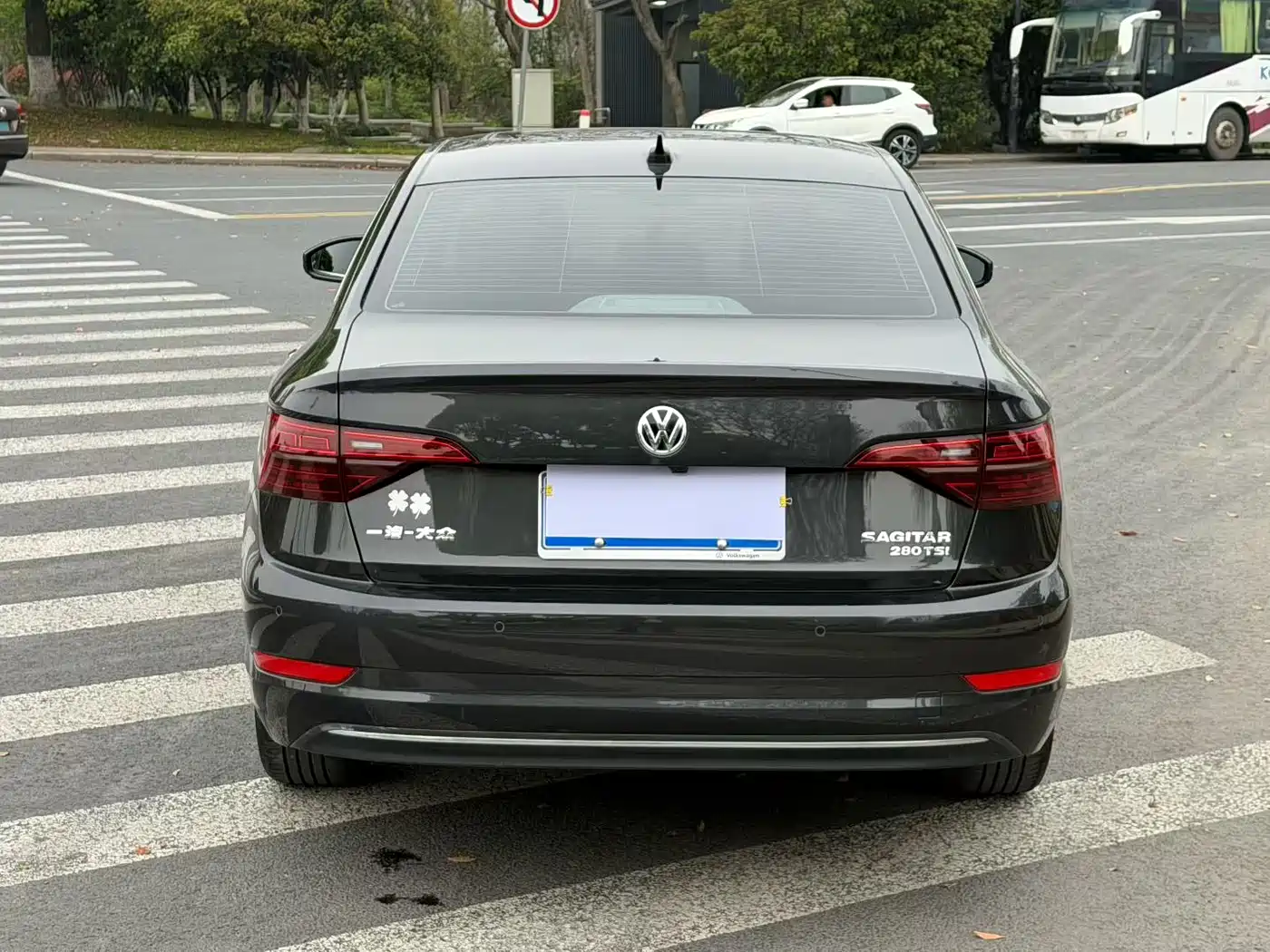 Volkswagen Sagitar 2022 280TSI DSG Surpassing Edition фото 4
