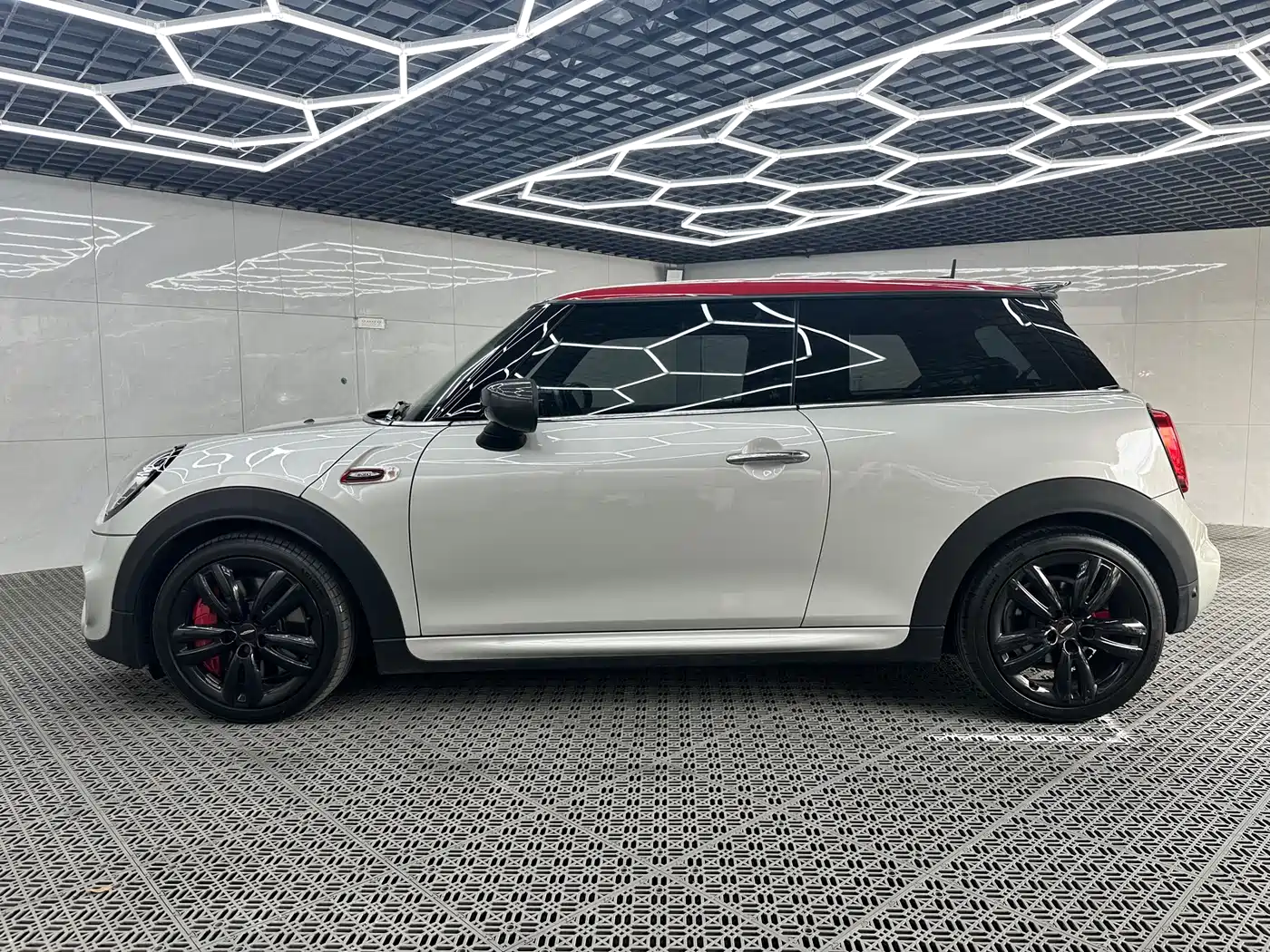 MINI JCW 2020 2.0T JOHN COOPER WORKS фото 4