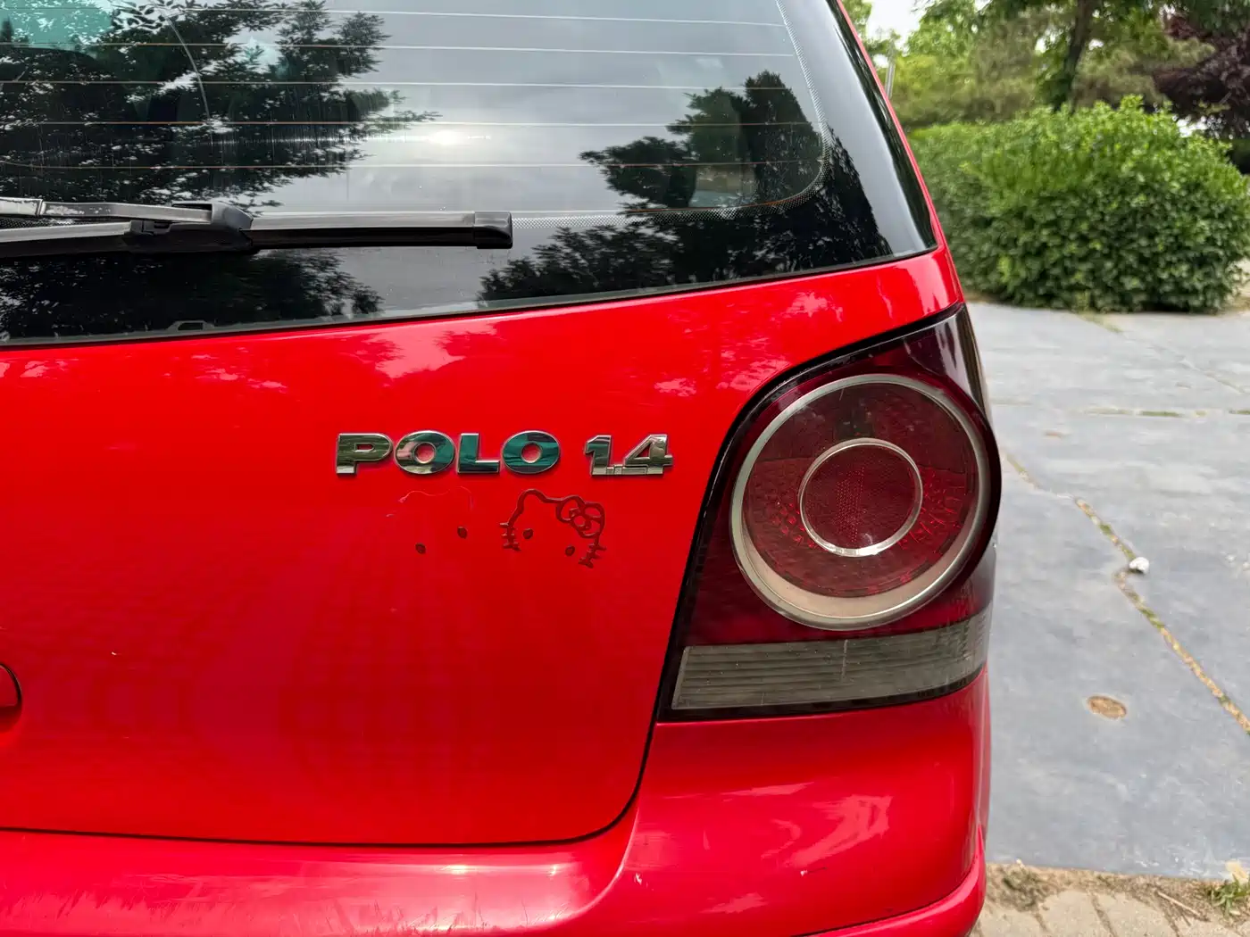 Volkswagen Polo 2011 1.4L Automatic Cool Edition фото 9