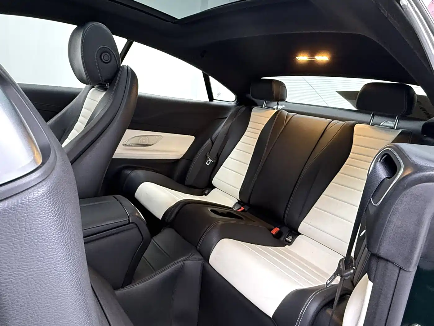 Mercedes-Benz E-Class (Import) 2021 E 260 Coupe фото 6