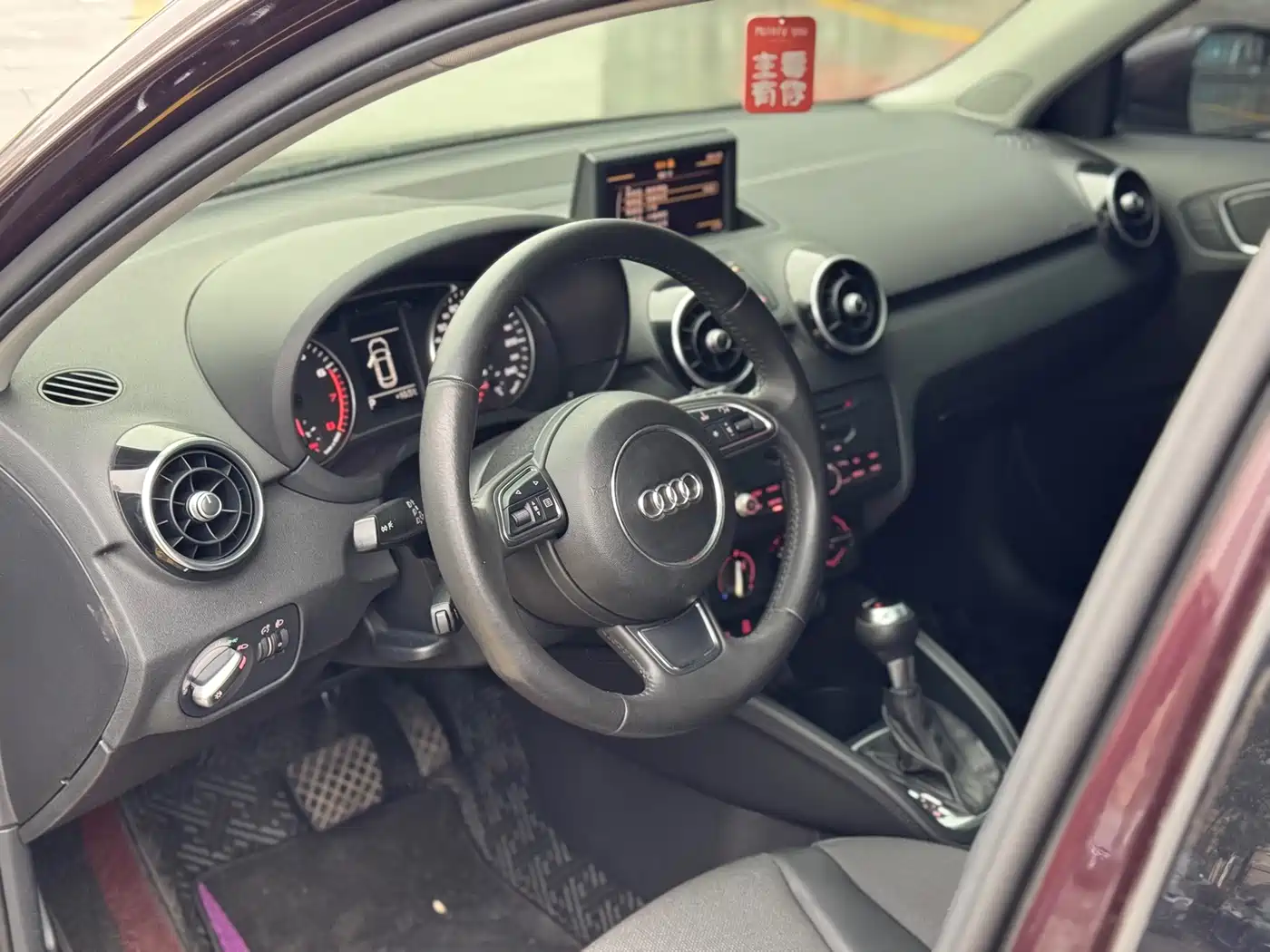 Audi A1 2013 Model 30 TFSI Sportback Ego фото 6