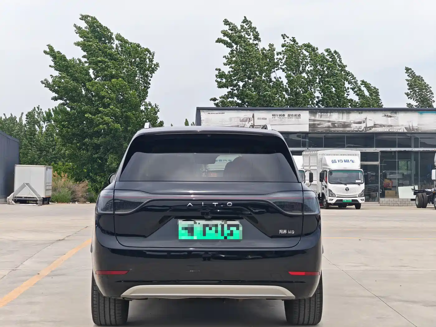 AITO Wenjie AITO M9 2024 Range Extender Ultra 52kWh 6-seater фото 4