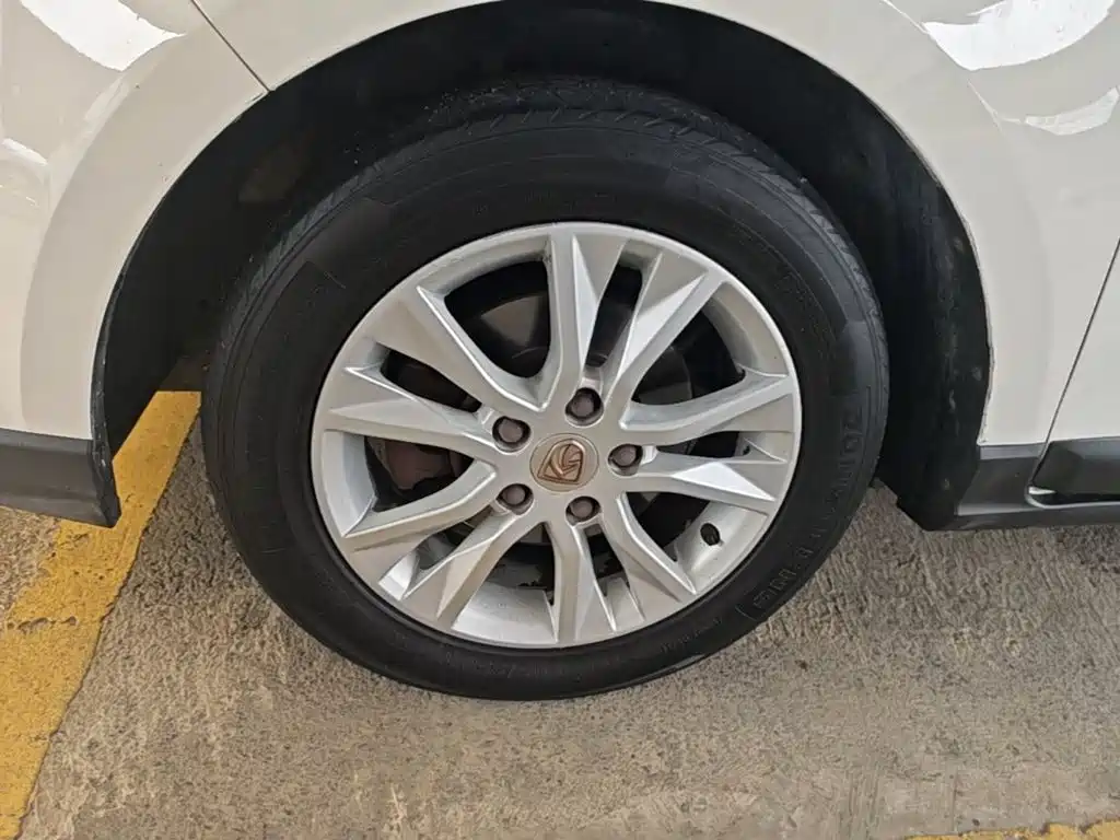 Photo 23 - Baojun 730